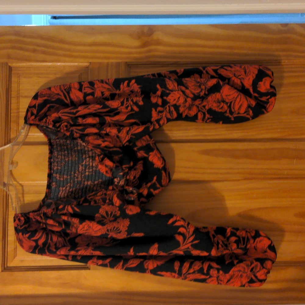 Shein - Red Floral and Black Crop Top with Long Sleeves - Small
